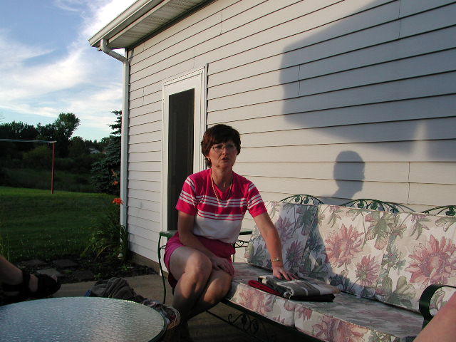 10-215.jpg