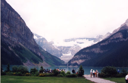 lakelouise.jpg
